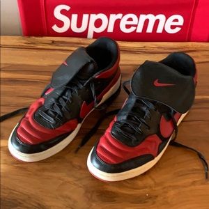 Nike Tiempo 94 mid QS Bred sz 13